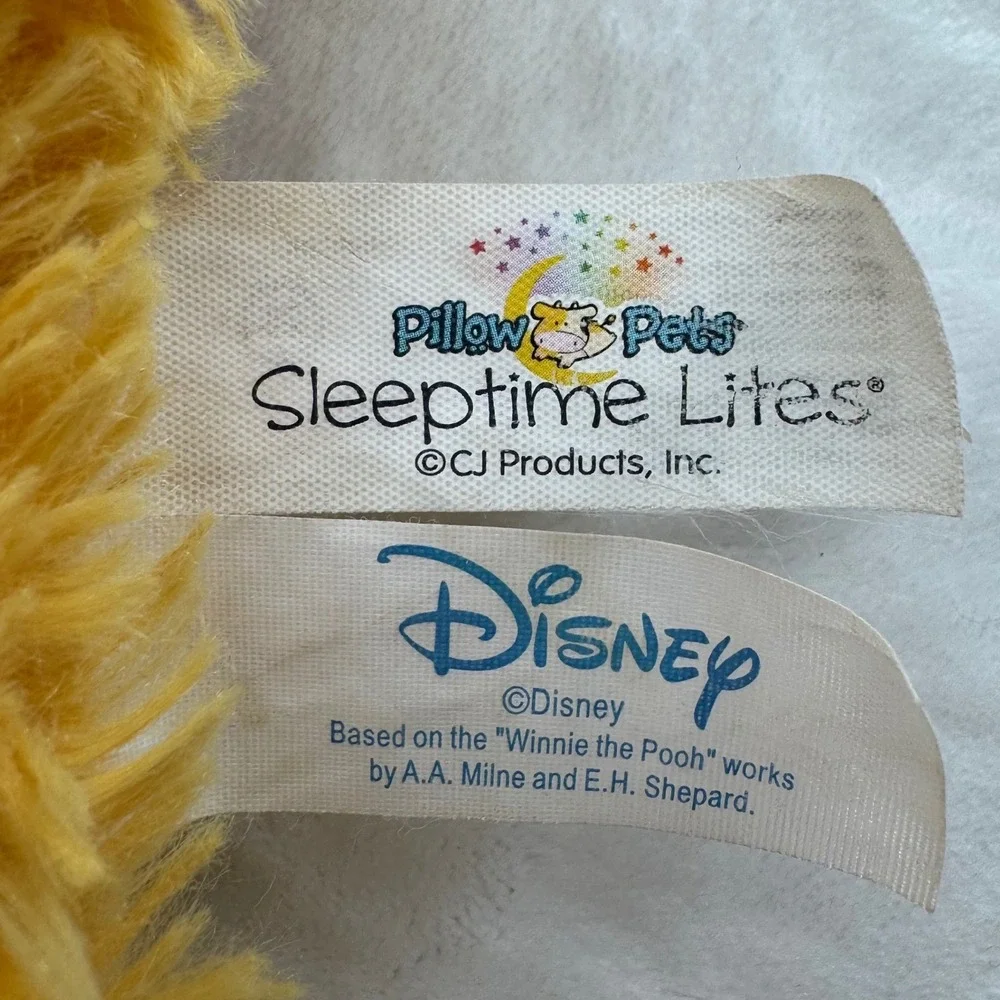 Disney Winnie the Pooh Pillow Pet Sleeptime Lites Star Projector Night Light 12